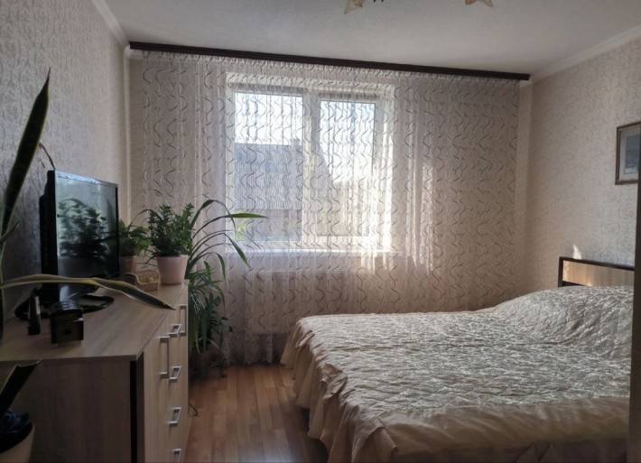 Терміново! Частина будинку 59,2 м² біля ТРЦ «Глобал» та ТЦ «Метро» з власним подвір’ям. - фото 1