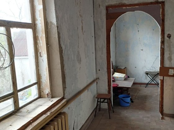 Частина будинка з загальним двором