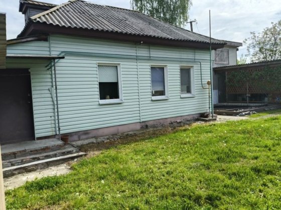 Будинок зі зручностями,с.Піски