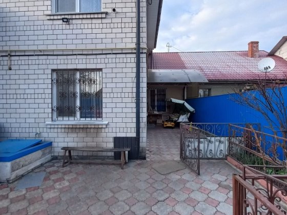 Продам частину будинку на Іподромному Житомир
