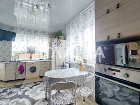 Капитальный дом в с.Светлое-7км от Одессы. Согласны на программы. Светлое