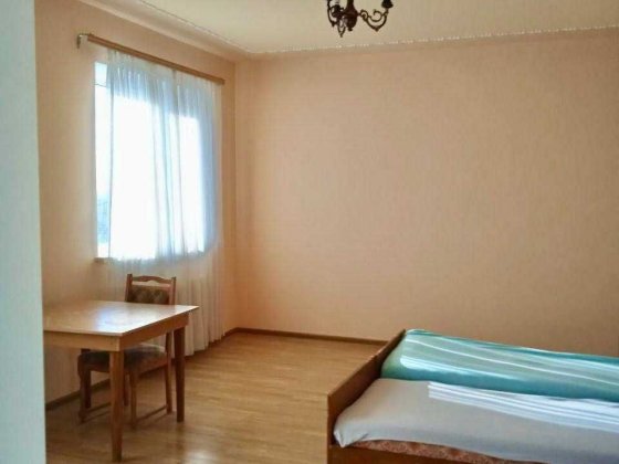 Продам 2-х этажный дом в 10 минутах езды от Одессы. 214 кв.м. 10 соток. Хорошее состояние Сухий Лиман