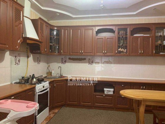 Дом 180 м2 с Ремонтом Бассейном Мебелью Техникой в Лиманке