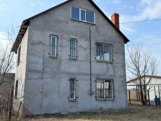 Продам дом в Каролино-Бугазе. 3 уровня. Каролино-Бугаз