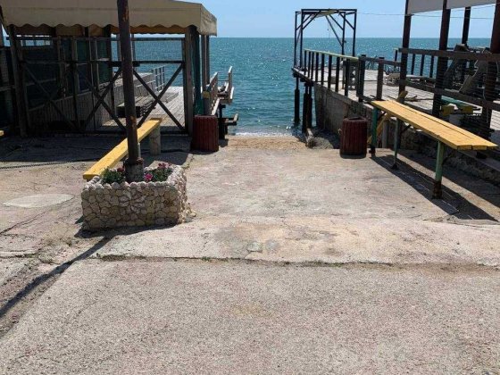 Продам курень у моря. Бурлачья Балка