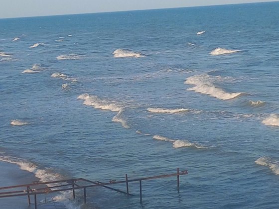Продам дом-дачу на берегу моря Нова Дофінівка