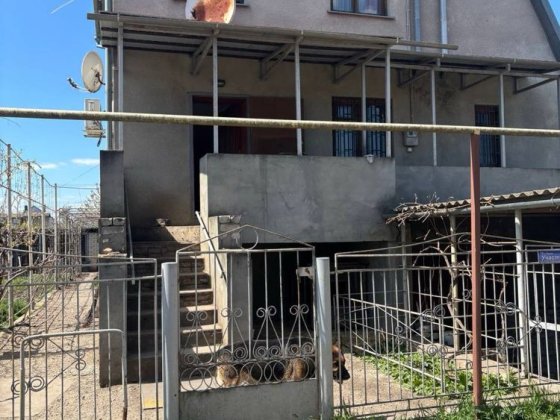 Продам очень хороший дом Молодіжне