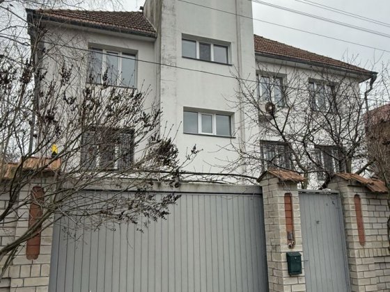 Дом в Санжейке, 440 кв.м, участок 20 соток