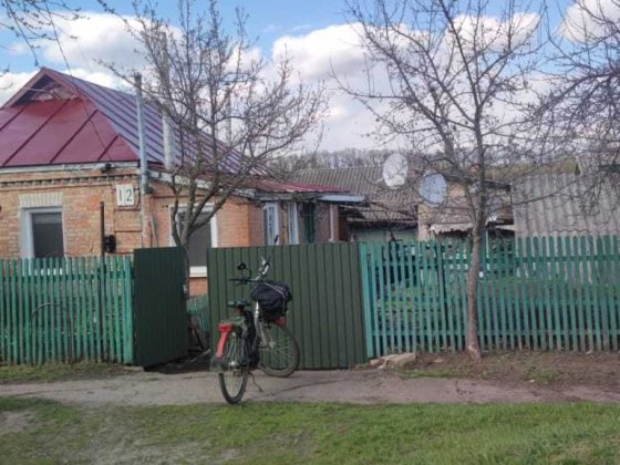 Продам будинок з допами (обладнання та мінітрактор з навісним) Карлівка