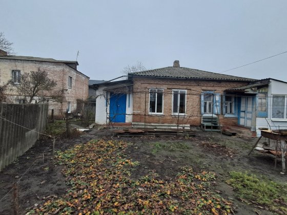 Будинок в центрі на Ярмаркова. Пирятин