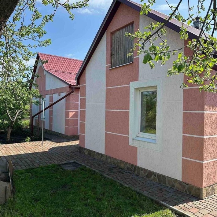 Капітальний доглянутий будинок в Шостаках - фото 1