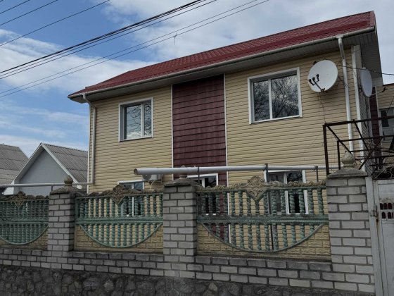 Продам будинок , селище Піщане ( 5км від Кременчука ) Песчаное
