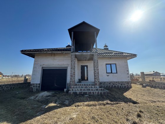 Продаж затишного будинку Обарів