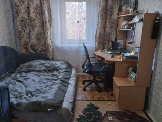 Частина цегляного будинку по вул Довженка (Толстого)! DI