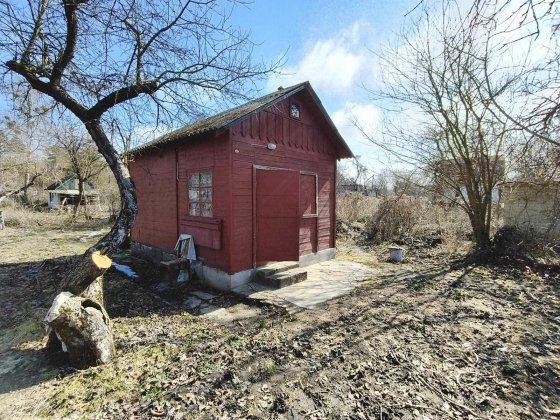 Продам приватизовану дачу у Пролетарському Гаю, біля озера Земснаряд. Чернігів