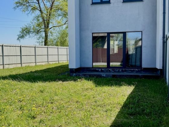 Двоповерховий таунхаус для реалізації власного проєкту Чернигов