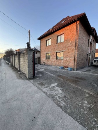 Продаж частини будинку, вул. Шевченка 248, БЕЗ КОМІСІЇ (145м.кв.) - фото 1