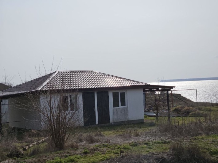 Продаю дом,дачу на берегу рекі - фото 1