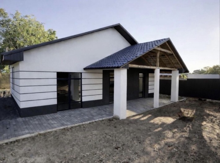 Продам новый дом в Усатово 4 сотки, заезжай и живи - фото 1