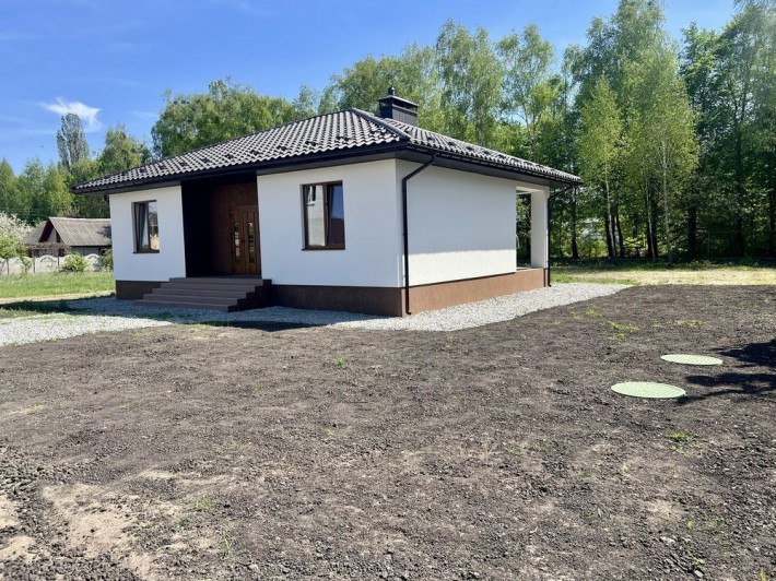 Продаж будинку з комунікаціями, єОселя - фото 1