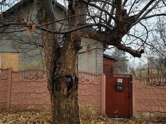 Продам будинок 90м2 під реконструкцію на Шатилівці, земля  5сот Харьков
