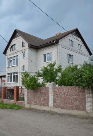 N:13159 - Продаж будинку, 10-кімн., Крошня, вул. Гаражна, 400 м² - фото 1