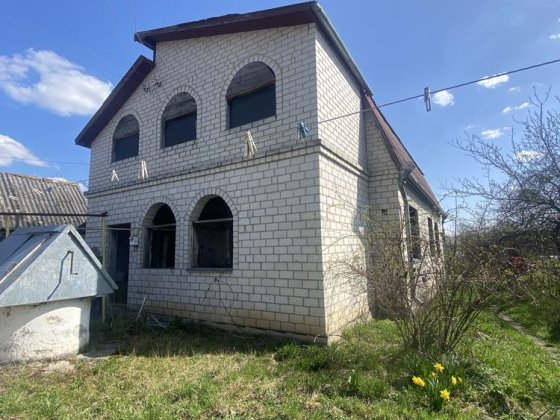 Продам  дом недострой  пер. Максютова Житомир