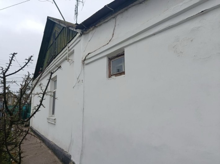Продам частину будинку  Центр - фото 1