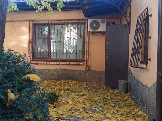 Продаж частини будинку,центр! Житомир