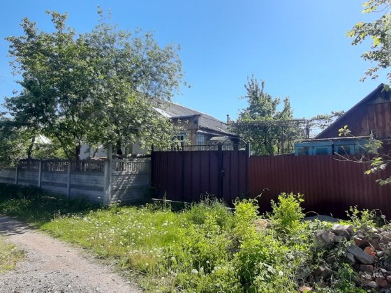 Частина будинку, ділянка під забудову лісковиця Чернигов