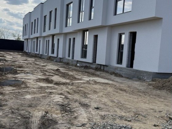 Збудовані тауни з укриттям