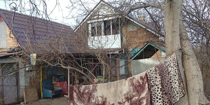 Продати будинок по дарственній Петропавлівська Борщагівка світло газ все є школа рядом рядом магазин - фото 1
