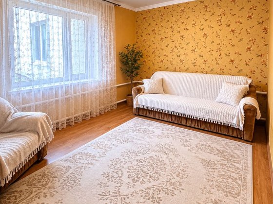 Оренда 2-х кімнатного будинку в Гречанах, зупинка Будівельників. Хмельницький