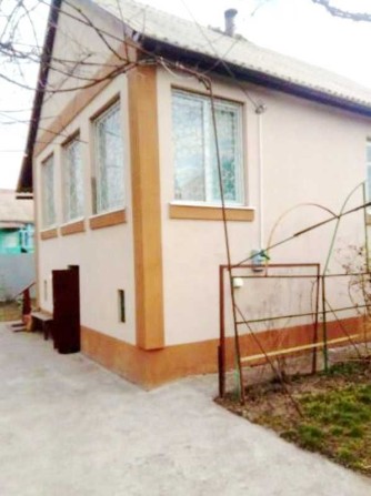 Здам будинок Осокорки, Вишеньки, 2 озера, пляж Дніпра, зона барбекю - фото 1