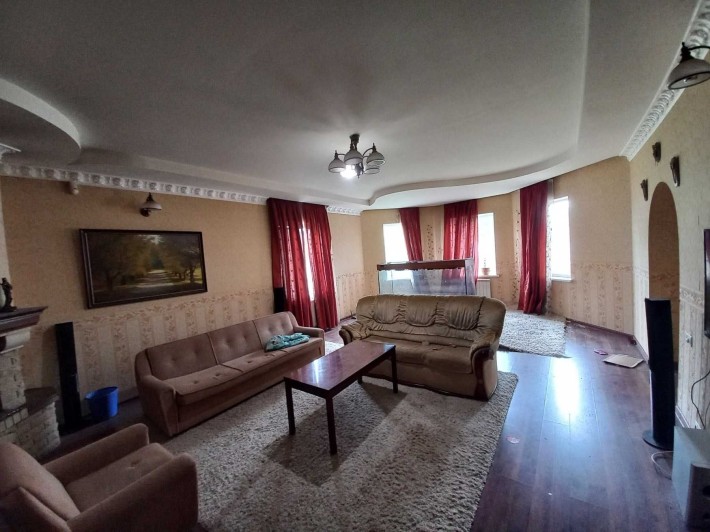 Здам двоповерховий будинок з каміном в центрі села Гнідин - фото 1