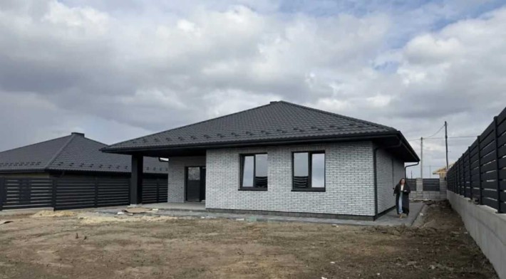 БЕЗ КОМІСІЇ !!! Продам чудову американку в затишному передмісті  Рівного !!! - фото 1