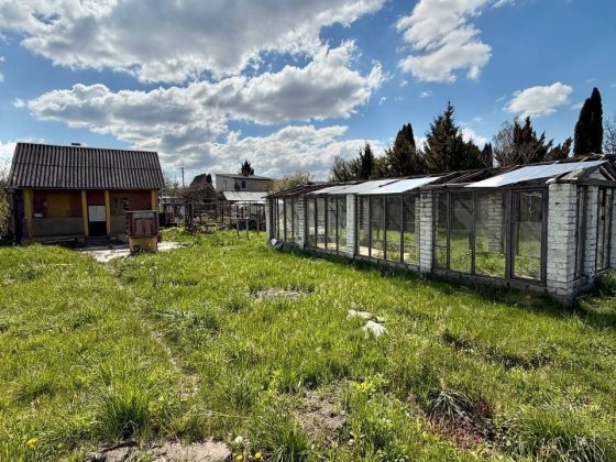 Цегляний будинок в Кам'яній горі з  доглянутою ділянкою  6 соток. Каменная Гора