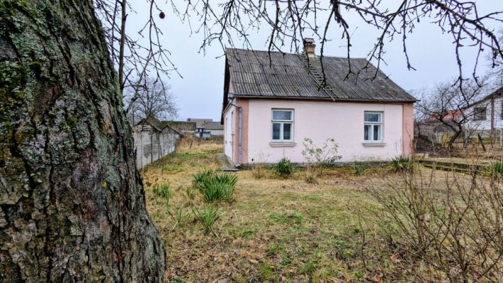 Будинок, Клевань. Цегляний, з усім. 10 сот. Поруч зупинка - фото 1