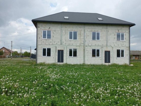 Будинок  продаж.