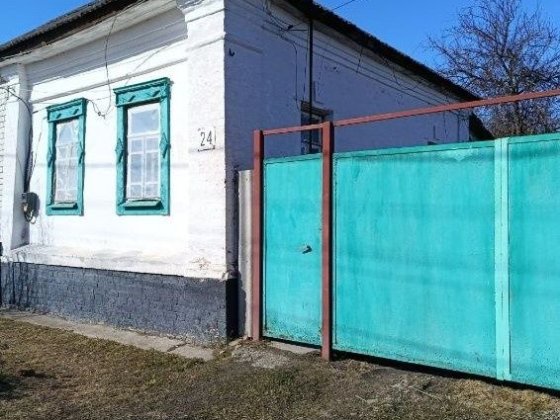 Продається півбудинку в місті Путивль Путивль