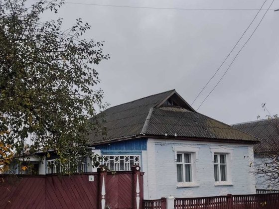 Продається будинок в місті Буринь. Бурынь