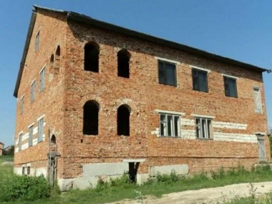 Продам Новобудову  м.Гусятин