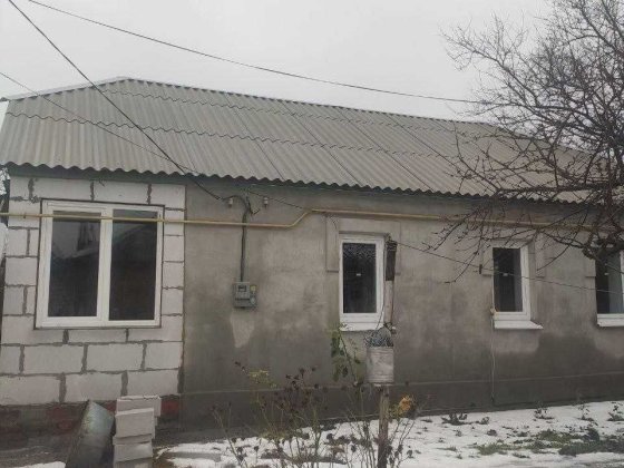 Невеликий будинок на 3 кім. в Малій Данилівці, з газом та зручностями. Малая Даниловка
