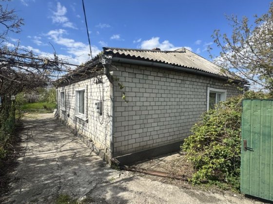 Продам будинок   вул  Олени  Пчілки рн 25 заводу Первомайськ