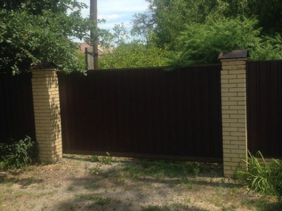 Продам дом с участком 30 соток. Карачевка. Покотиловка