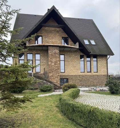 Продам 2х этажный дом в Бабаях,под чистовую отделку,390м2(код5464) - фото 1