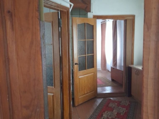 Продам Будинок у місті Полонному з газом та грубою Полонное