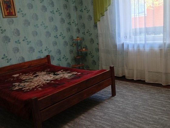 Здам будинок сімейній парі без дітей та тварин на довготривалий термін в с.Бузова Бучанський р-н Киї Бузова