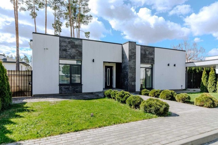Оренда будинку в КМ Belgravia (Белгравія) — басейн, сосновий ліс, закрита територія, приватність та  - фото 1