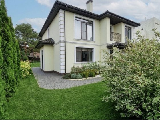 Оренда будинку під Києвом 227м² біля річки: басейн, сауна, генератор, сосновий ліс, закрита територі Пуховка